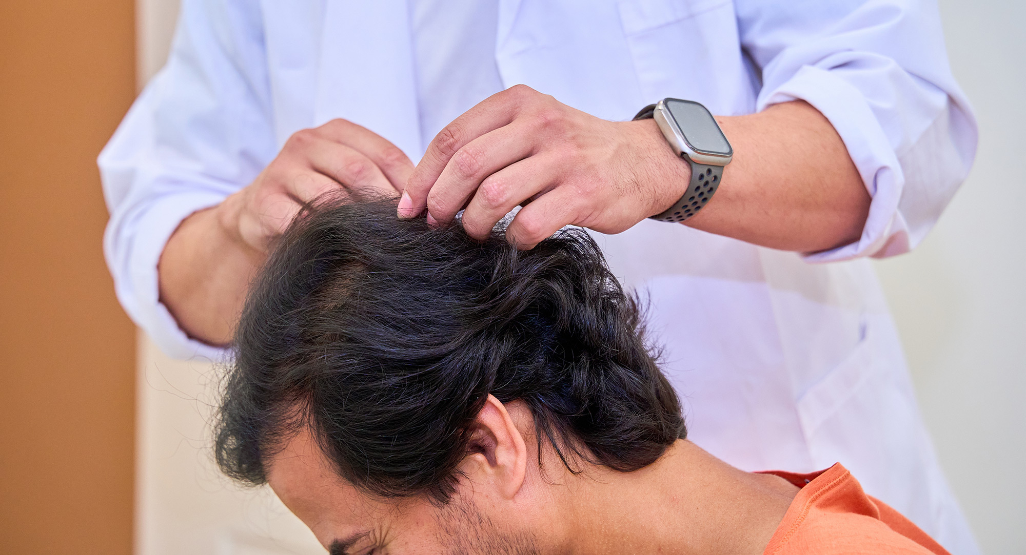 What to Expect During a Hair Transplant Consultation