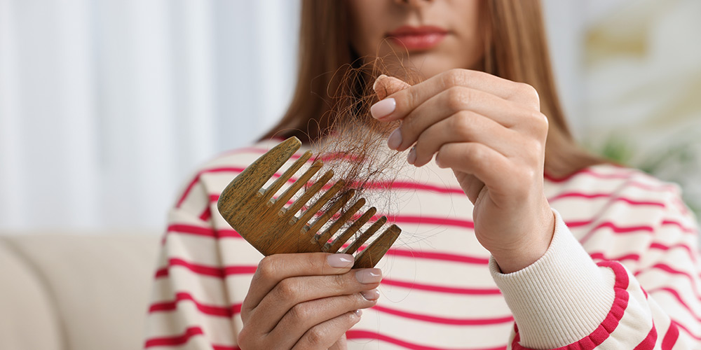 how to regrow thinning hair female, why is my hair falling out female, when does hair start thinning female